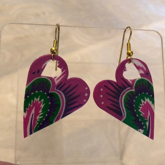 NWOT Kitschy heart pierced earrings - Picture 2 of 9